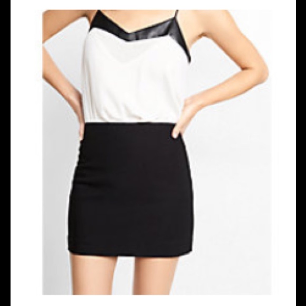 Express fitted mini skirt